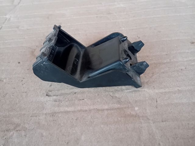 bontott MAZDA CX-7 Jobb hátsó Lökhárító Tartó (Műanyag)