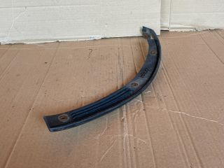 bontott MAZDA CX-7 Jobb hátsó Sárvédő Gumi