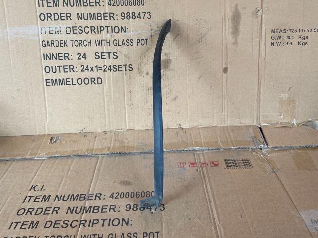 bontott MAZDA CX-7 Jobb hátsó Sárvédő Gumi