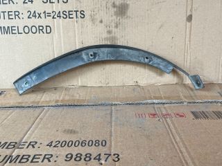 bontott MAZDA CX-7 Jobb hátsó Sárvédő Gumi