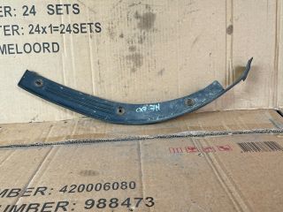 bontott MAZDA CX-7 Jobb hátsó Sárvédő Gumi