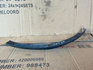 bontott MAZDA CX-7 Jobb hátsó Sárvédő Gumi