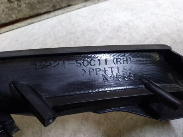 bontott MAZDA CX-7 Jobb Ködlámpa Rács