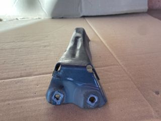 bontott MAZDA CX-7 Jobb Sárvédő Oldaltartó