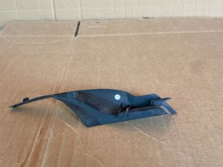 bontott MAZDA CX-7 Jobb Szélvédő Alatti Vízelvezető Műanyag