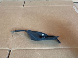 bontott MAZDA CX-7 Jobb Szélvédő Alatti Vízelvezető Műanyag