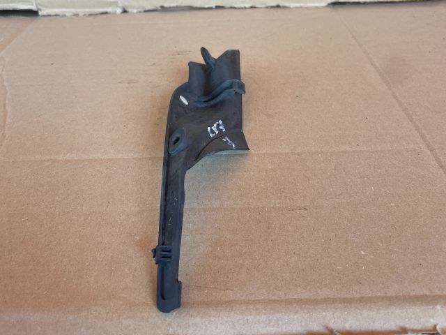 bontott MAZDA CX-7 Jobb Szélvédő Alatti Vízelvezető Műanyag