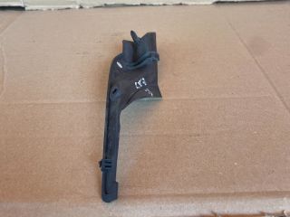 bontott MAZDA CX-7 Jobb Szélvédő Alatti Vízelvezető Műanyag