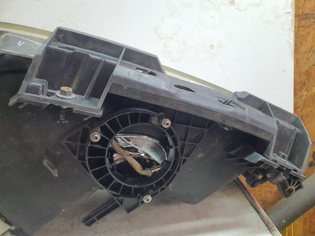 bontott MAZDA CX-7 Jobb Xenon Fényszóró