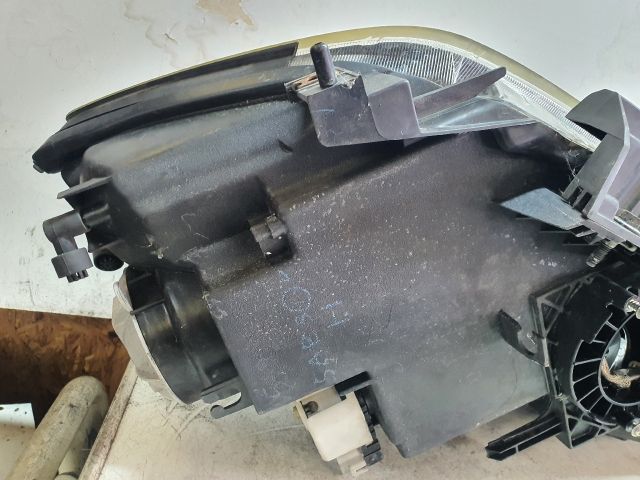 bontott MAZDA CX-7 Jobb Xenon Fényszóró