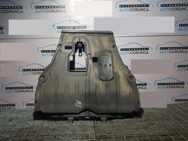 bontott MAZDA CX-7 Kartervédő