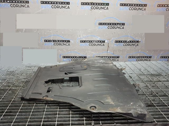 bontott MAZDA CX-7 Kartervédő