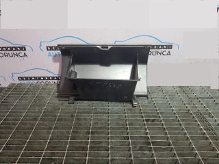 bontott MAZDA CX-7 Kesztyűtartó