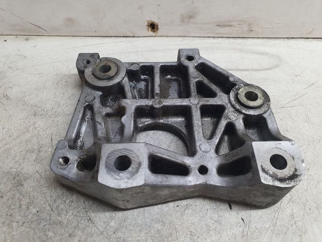 bontott MAZDA CX-7 Klímakompresszor Tartó Bak