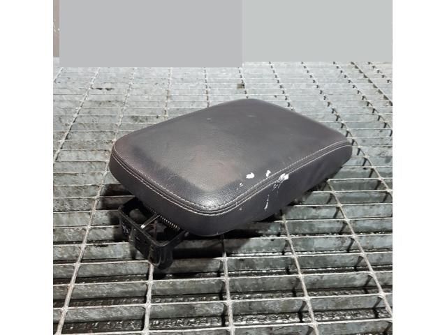 bontott MAZDA CX-7 Könyöklő