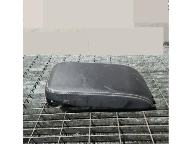 bontott MAZDA CX-7 Könyöklő