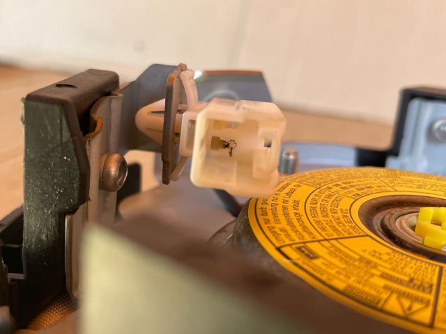 bontott MAZDA CX-7 Kormánylégzsák