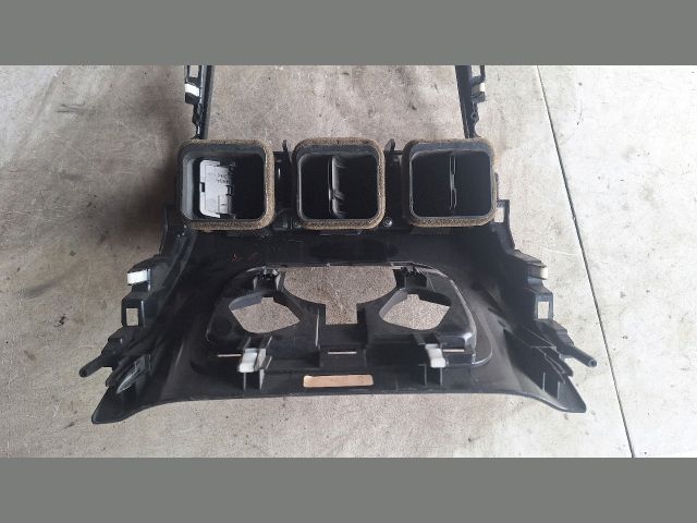 bontott MAZDA CX-7 Középső Szellőző