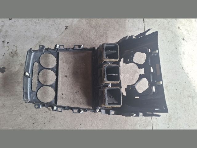 bontott MAZDA CX-7 Középső Szellőző