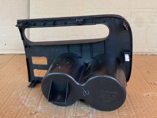 bontott MAZDA CX-7 Pohártartó