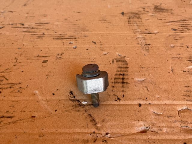 bontott MAZDA CX-7 Porlasztó Lefogató