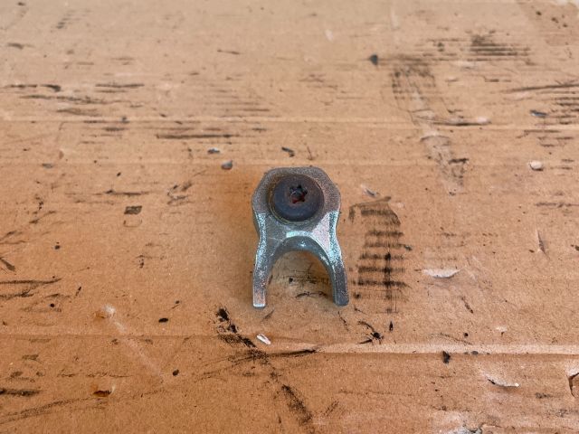 bontott MAZDA CX-7 Porlasztó Lefogató