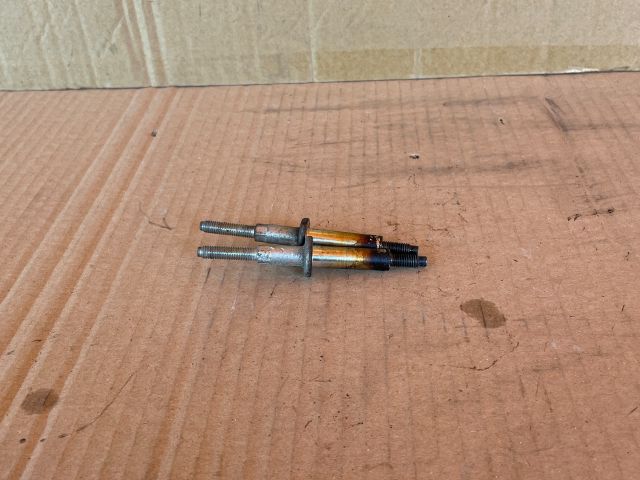 bontott MAZDA CX-7 Porlasztó Lefogató