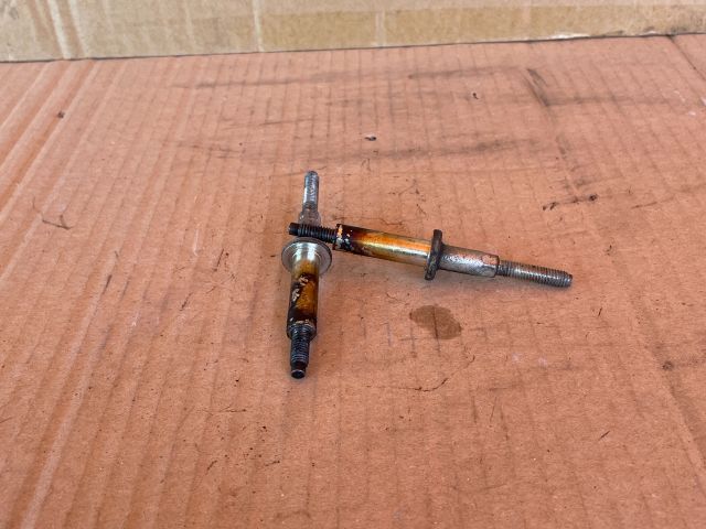 bontott MAZDA CX-7 Porlasztó Lefogató