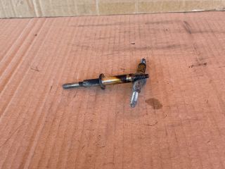 bontott MAZDA CX-7 Porlasztó Lefogató