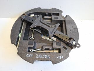 bontott MAZDA CX-7 Pótkerék Szerszámtartó