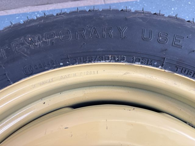 bontott MAZDA CX-7 Pótkerék