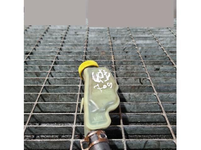 bontott MAZDA CX-7 Szervóolaj Tartály