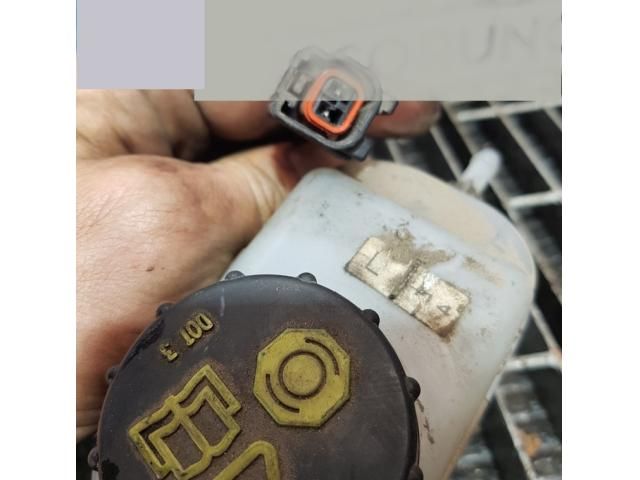 bontott MAZDA CX-7 Szervóolaj Tartály