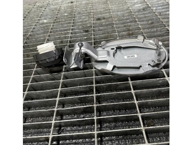 bontott MAZDA CX-7 Tankajtó