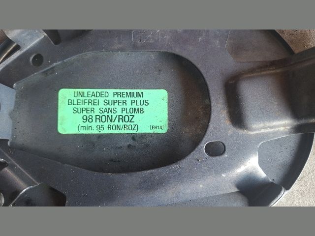 bontott MAZDA CX-7 Tankajtó