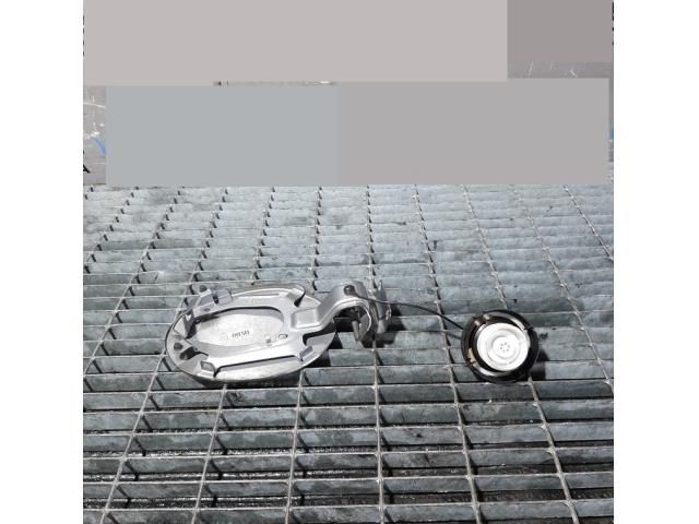 bontott MAZDA CX-7 Tankajtó