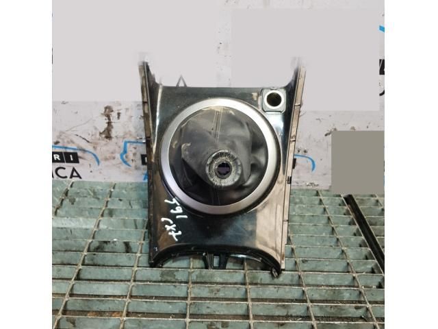 bontott MAZDA CX-7 Váltószoknya