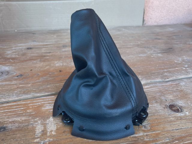 bontott MAZDA CX-7 Váltószoknya