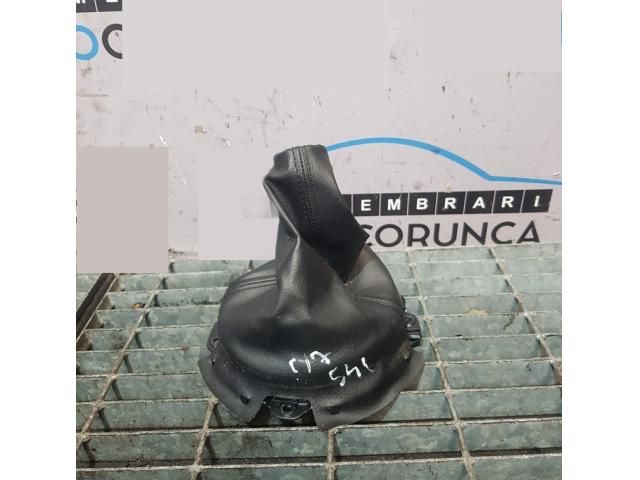 bontott MAZDA CX-7 Váltószoknya