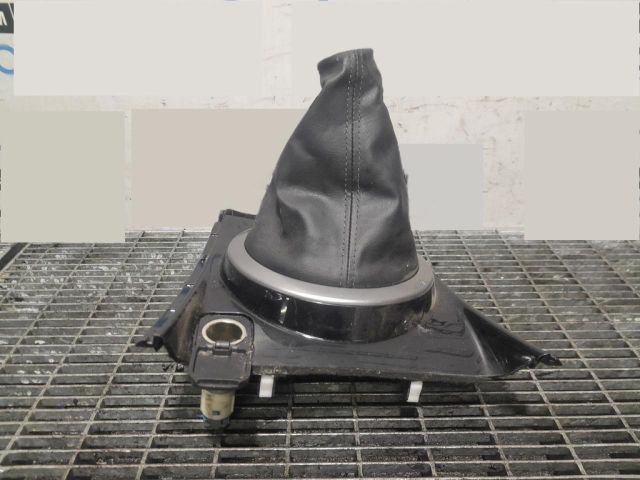 bontott MAZDA CX-7 Váltószoknya