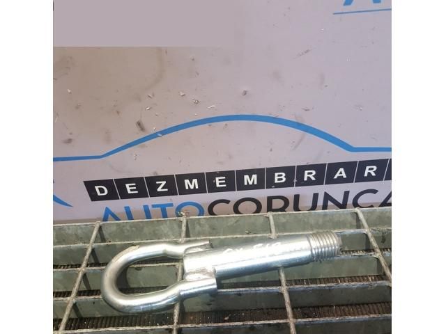 bontott MAZDA CX-7 Vonóhorog