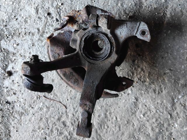 bontott MAZDA DEMIO Jobb első Csonkállvány Kerékaggyal