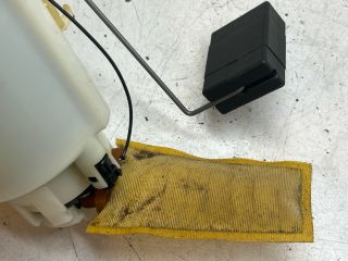 bontott MAZDA DEMIO Üzemanyag Szivattyú