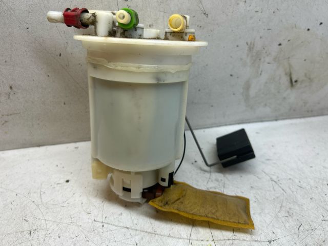 bontott MAZDA DEMIO Üzemanyag Szivattyú