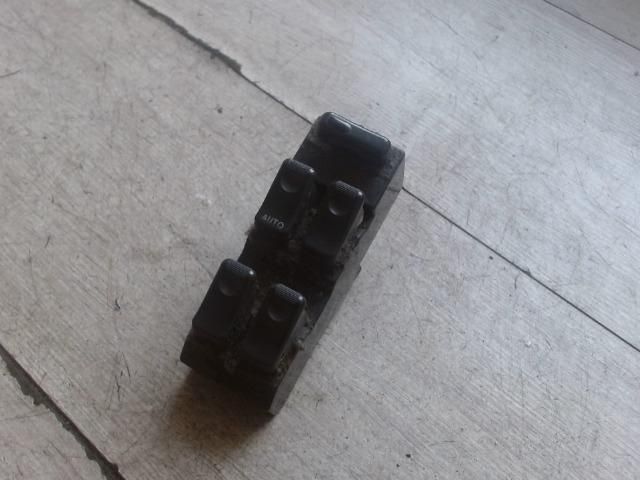 bontott MAZDA DEMIO Bal első Ablakemelő Kapcsoló