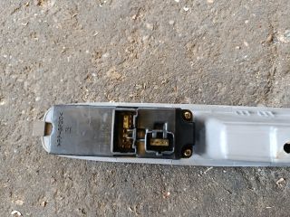 bontott MAZDA DEMIO Bal első Ablakemelő Kapcsoló