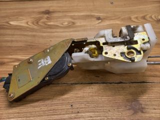 bontott MAZDA DEMIO Bal első Ajtózár