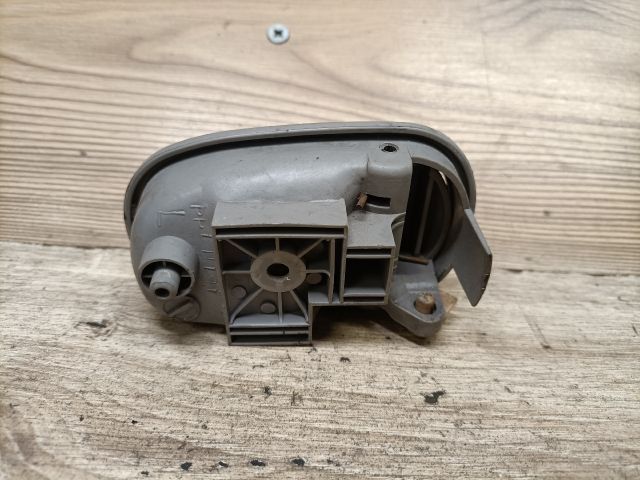 bontott MAZDA DEMIO Bal első Belső Kilincs