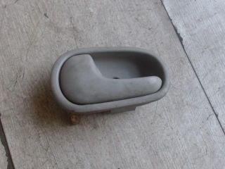 bontott MAZDA DEMIO Bal első Belső Kilincs