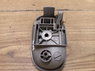 bontott MAZDA DEMIO Bal első Belső Kilincs